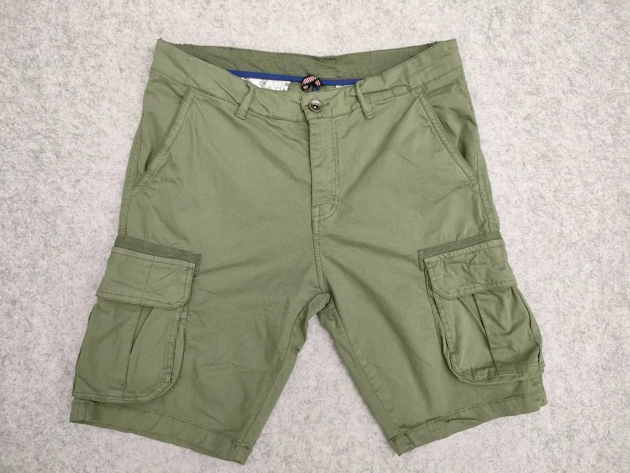 プラスサイズだぶだぶのメンズカーゴパンツ衣服